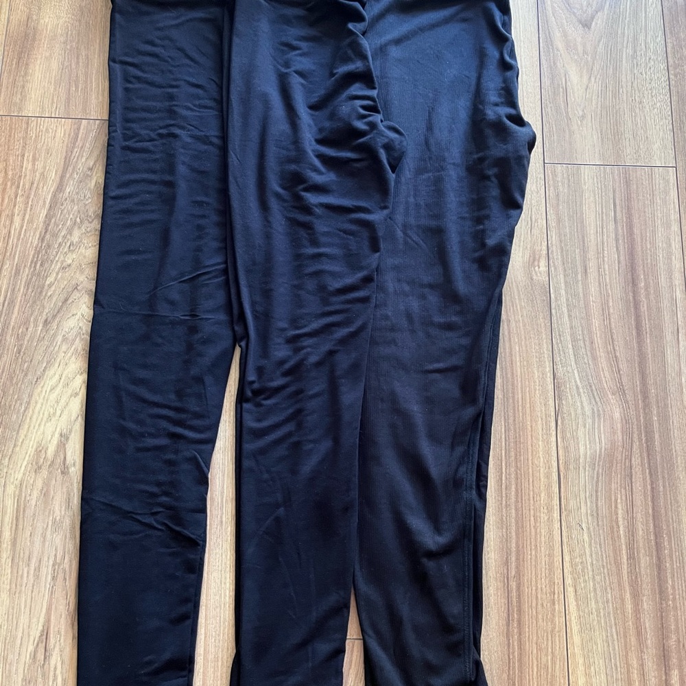 Women’s Uniqlo HEAT TECH Women’s Leggings x3 Pairs Bundle!